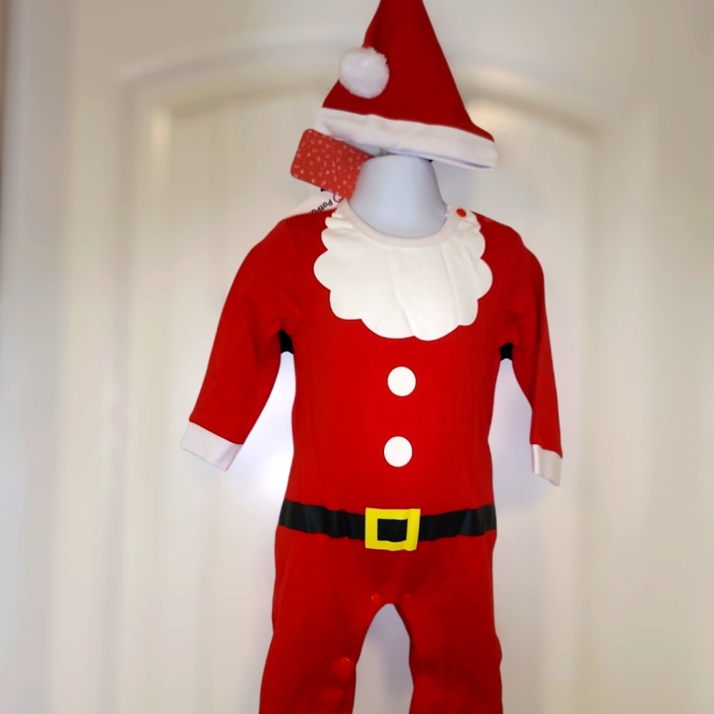 1ST  Christmas Santa Clause baby outfit with hat. NWT 3-6 months - Picture 3 of 3